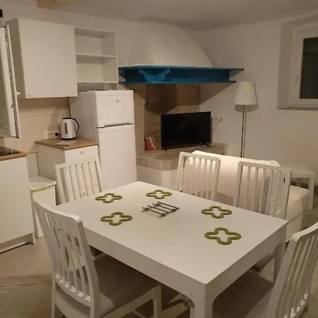 Flora Apartment Susak