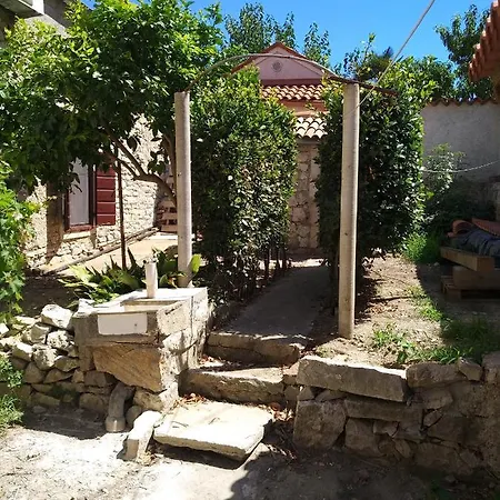 Appartement Flora Susak